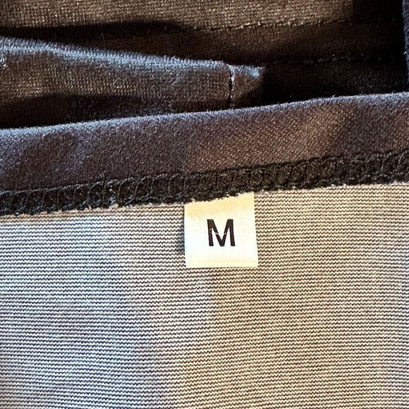 NWOT Black and White Checkered Pajama Set with Red Heart Accents Size Medium - Picture 9 of 15